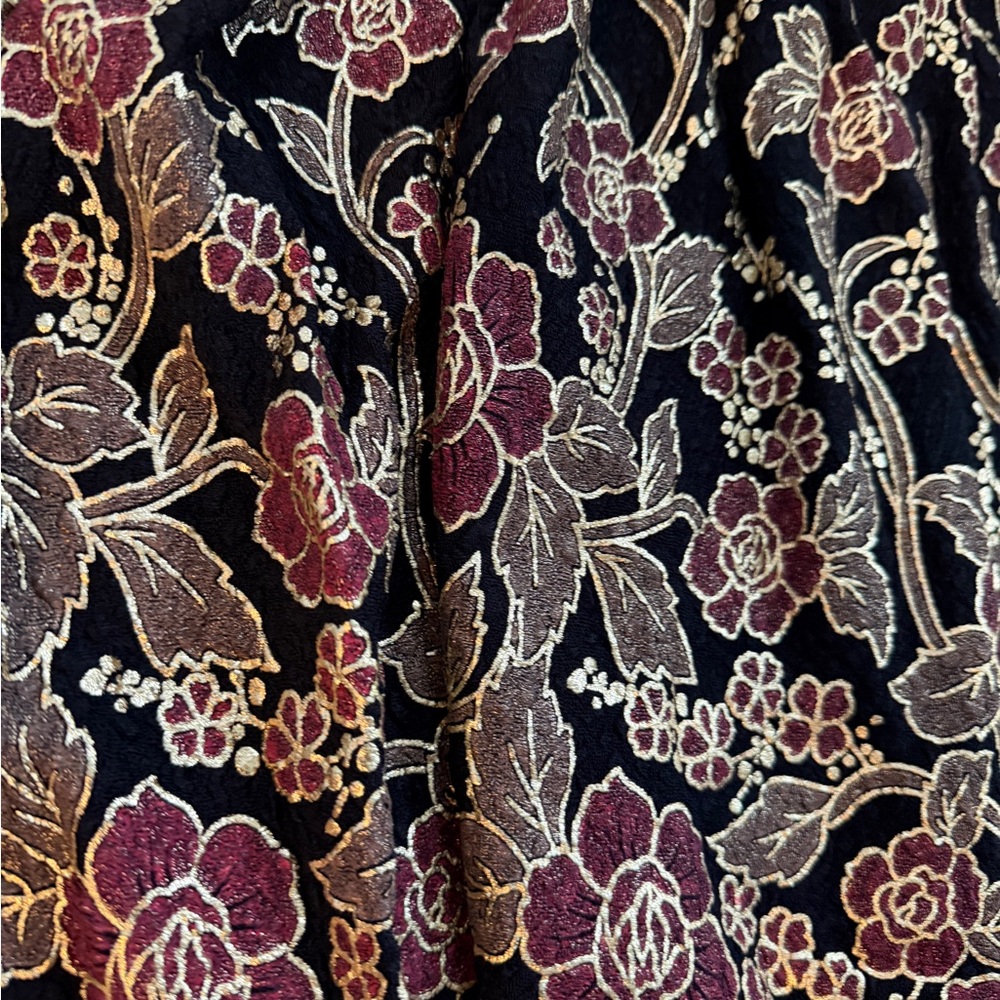 LuLaRoe Special Occasion Amelia Black Maroon Flowers With Gold Metallic Trim 3X - Picture 2 of 4